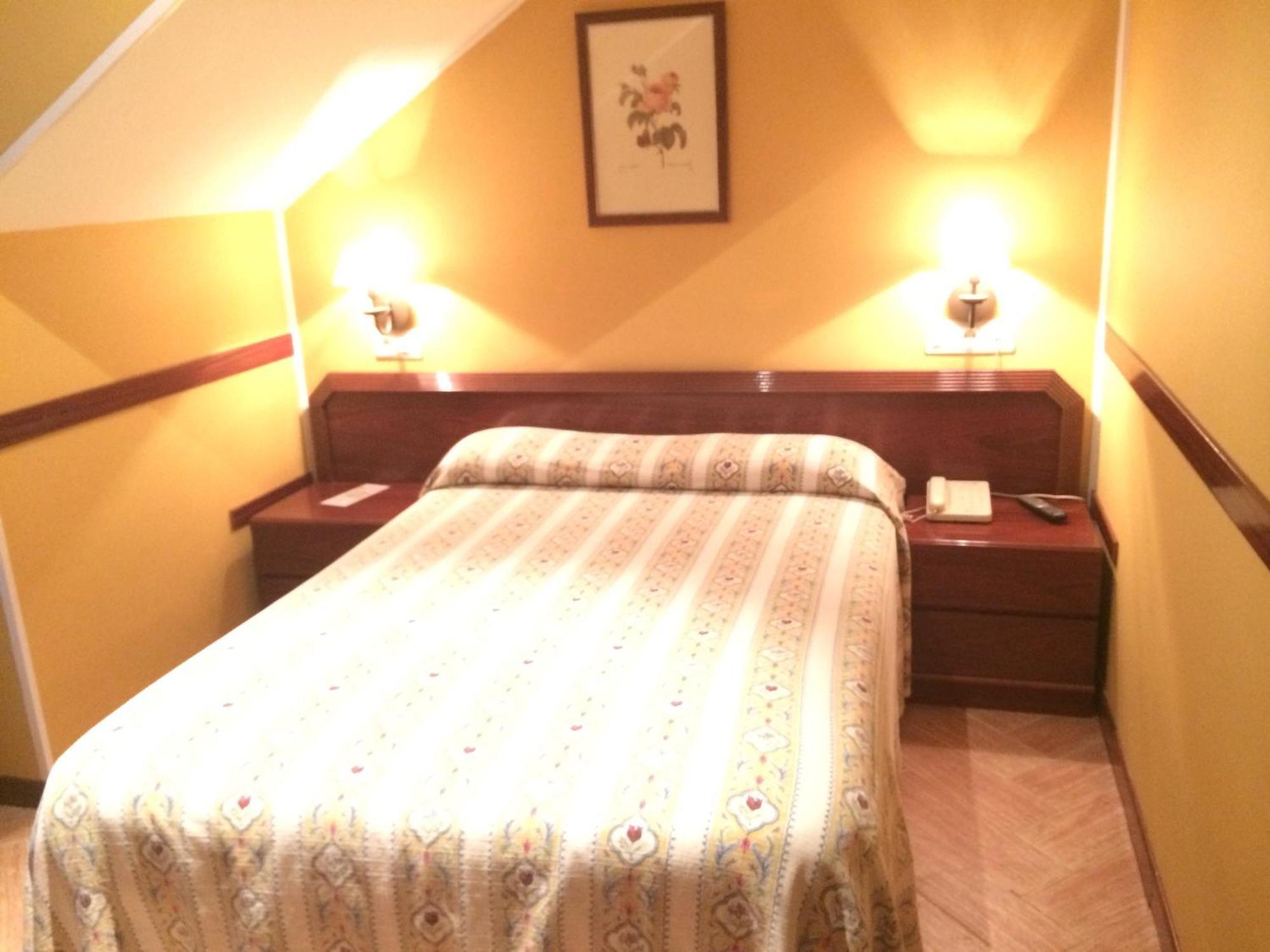 Hotel Nueva Allandesa Pola de Allande Zimmer foto